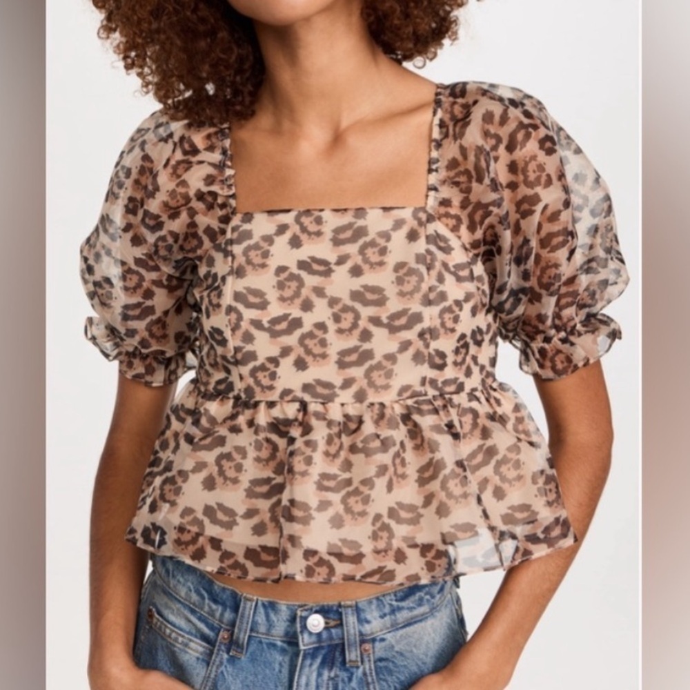 NWOT Endless Rose Orgnaza Leopard Print Cropped Top